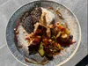 BROCHETTES DE POULET YAKITORI RIZ CACAHOUETES ET WOK DE LEGUMES